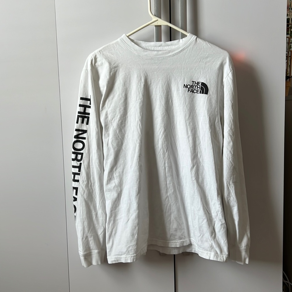 The North Face long sleeve t shirt, White and black, Size medium in Mens